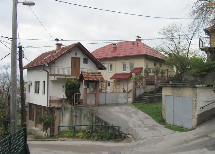 Safir - Free Parking * Sarajevo